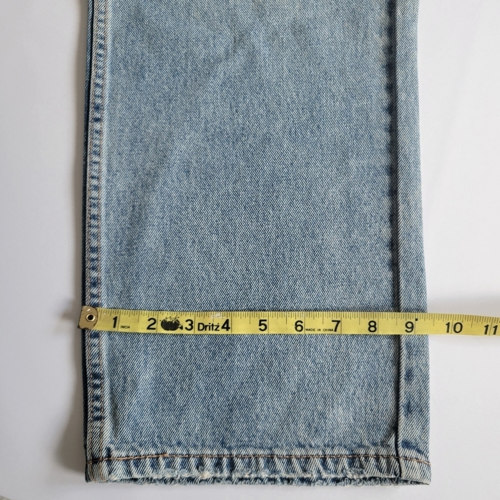 New 38x34 550 Levi's Relaxed Fit Jeans. - Picture 9 of 9